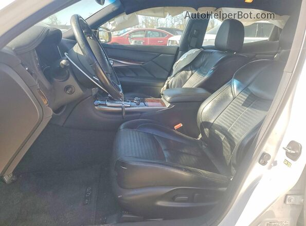 JN1BY1AP4HM740824 2017 INFINITI Q70 White Vista interior delantera