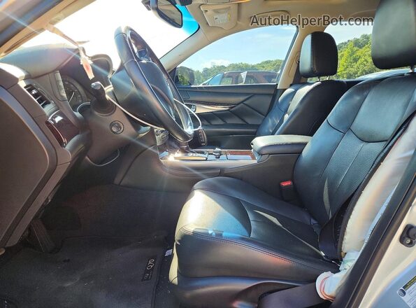 JN1BY1PP2KM685241 2019 INFINITI Q70L Silver Вид салону спереду