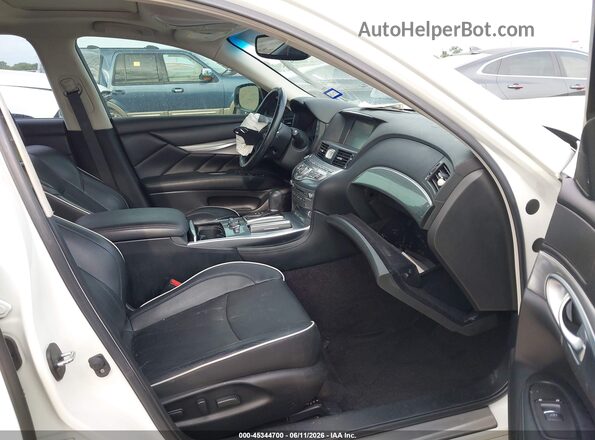JN1BY1PP9JM330159 2018 INFINITI Q70L White Vista interior delantera
