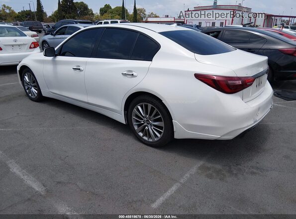 JN1CV7AP6JM400032 2018 INFINITI Q50 White Rear left