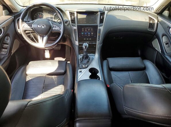 JN1EV7AP0JM352939 2018 INFINITI Q50 Black Vista del salpicadero