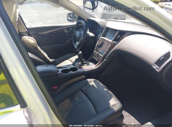JN1EV7AP1JM358149 2018 INFINITI Q50 White Widok wnętrza z przodu