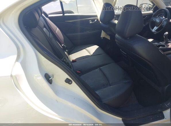 JN1EV7AP1JM358149 2018 INFINITI Q50 White Widok naklejki z numerem VIN
