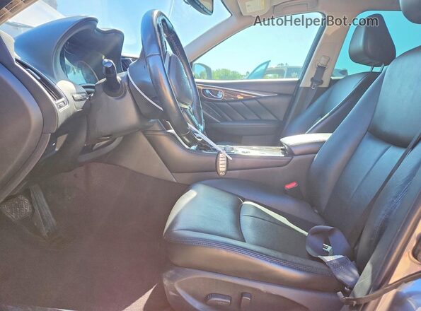 JN1EV7AP1JM358202 2018 INFINITI Q50 Silver Widok wnętrza z przodu