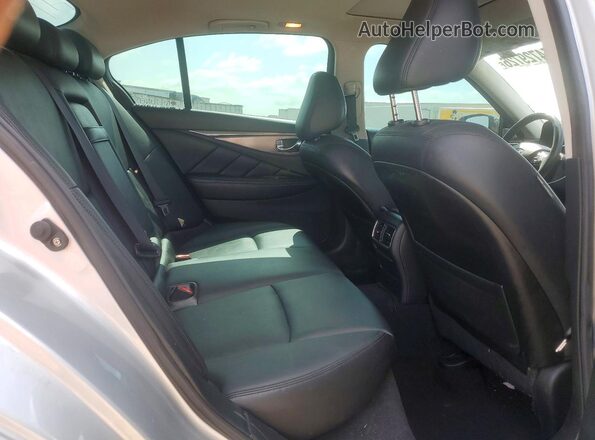 JN1EV7AP2HM744556 2017 INFINITI Q50 Silver უკანა სავარძლების ხედი
