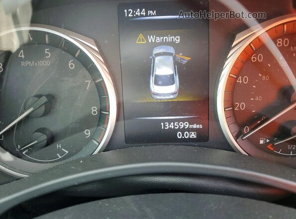 JN1EV7AP2JM366356 2018 INFINITI Q50 Black Vista del cuadro de instrumentos