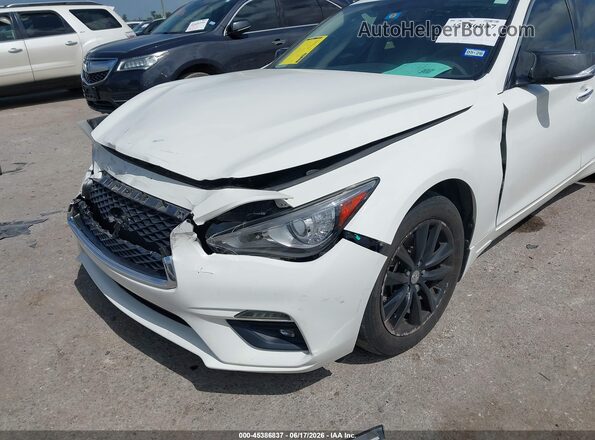 JN1EV7AP2MM700681 2021 INFINITI Q50 White Front view