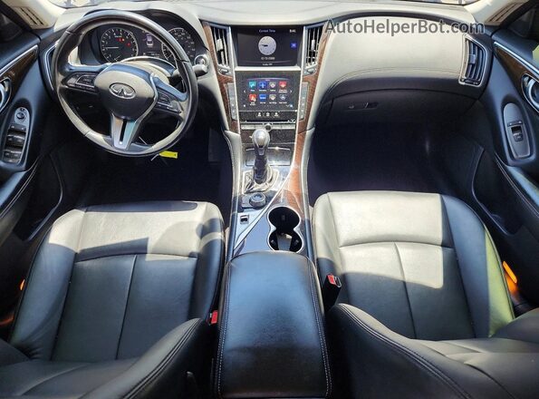 JN1EV7AP3JM360873 2018 INFINITI Q50 Black Vista del salpicadero