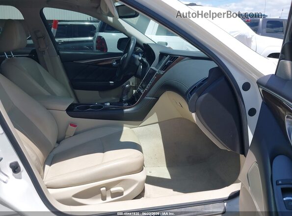 JN1EV7AP3JM366527 2018 INFINITI Q50 White Widok wnętrza z przodu