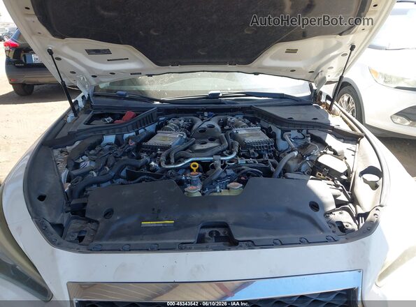 JN1EV7AP3JM590302 2018 INFINITI Q50 White 