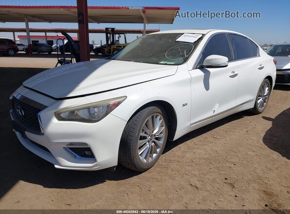 JN1EV7AP3JM590302 2018 INFINITI Q50 White 