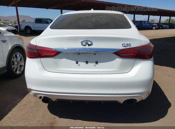 JN1EV7AP3JM590302 2018 INFINITI Q50 White 