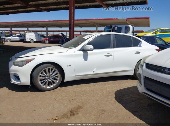 JN1EV7AP3JM590302 2018 INFINITI Q50 White 