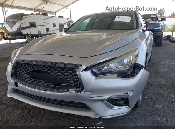 JN1EV7AP3JM590395 2018 INFINITI Q50 Silver Вид спереду