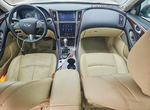 JN1EV7AP4HM733705 2017 INFINITI Q50 White Vista del salpicadero