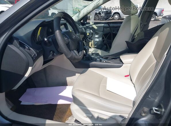 JN1EV7AP5HM733292 2017 INFINITI Q50 Silver 
