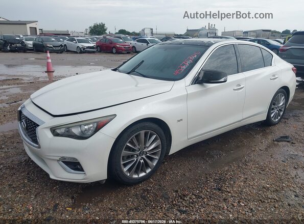 JN1EV7AP5JM590849 2018 INFINITI Q50 Белый Передняя левая четверть