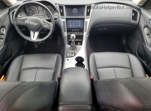 JN1EV7AP5KM542057 2019 INFINITI Q50 Silver Vista del salpicadero
