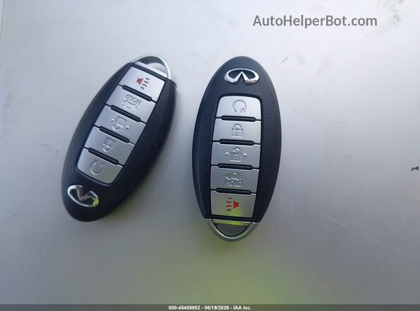 JN1EV7AP6HM735522 2017 INFINITI Q50 Silver Dashboard view