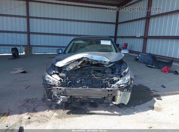 JN1EV7AP6HM735522 2017 INFINITI Q50 Silver Rear interior view