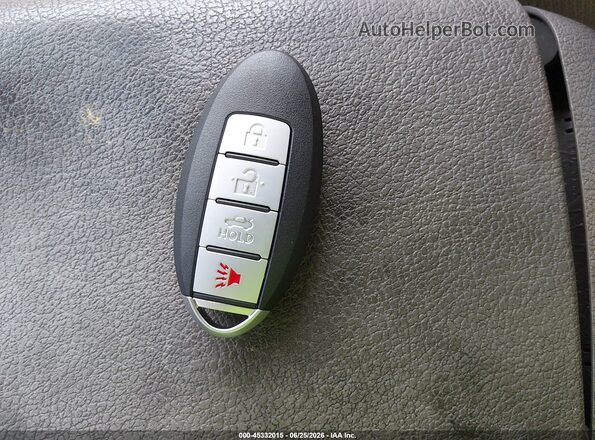 JN1EV7AP7HM744150 2017 INFINITI Q50 White Widok deski rozdzielczej