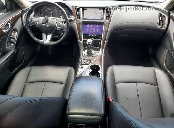 JN1EV7AP7JM353795 2018 INFINITI Q50 White Widok deski rozdzielczej