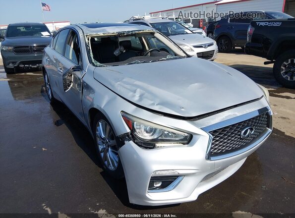 JN1EV7AP8KM519193 2019 INFINITI Q50 Silver Вид спереду