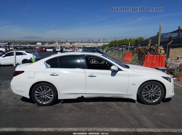 JN1EV7AP9KM513080 2019 INFINITI Q50 White Widok wnętrza z tyłu