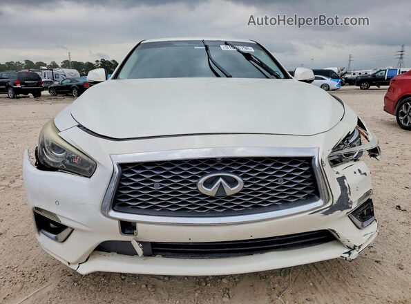 JN1EV7APXJM357646 2018 INFINITI Q50 White 