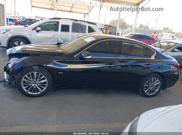 JN1EV7APXJM360546 2018 INFINITI Q50 Black 