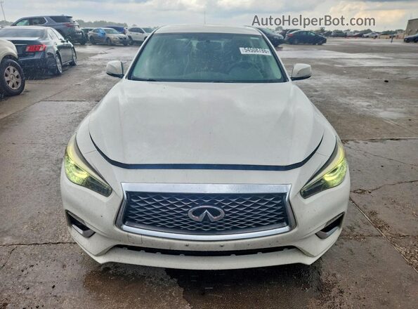JN1EV7APXJM363057 2018 INFINITI Q50 Белый Вид спереди