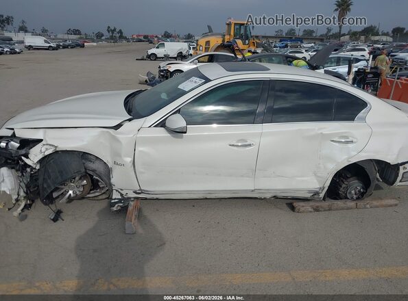 JN1EV7AR2HM832931 2017 INFINITI Q50 White Вид спереду