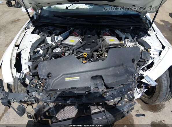 JN1EV7AR3JM436481 2018 INFINITI Q50 White Հետևի տեսք