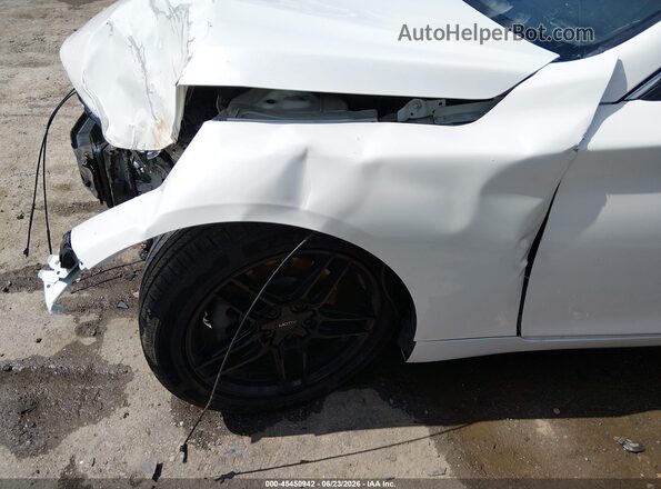 JN1EV7AR3JM436481 2018 INFINITI Q50 White 