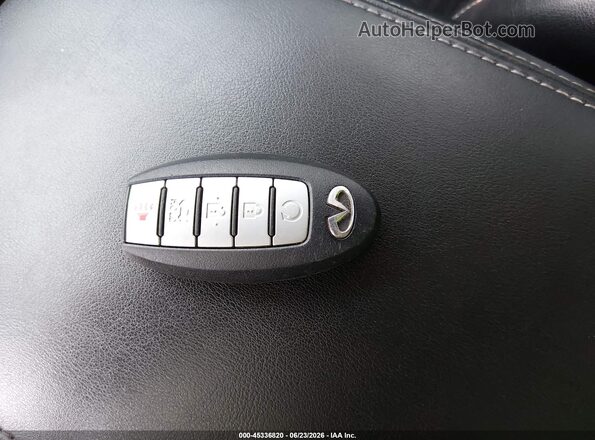 JN1EV7AR7HM830673 2017 INFINITI Q50 Silver Vista del salpicadero