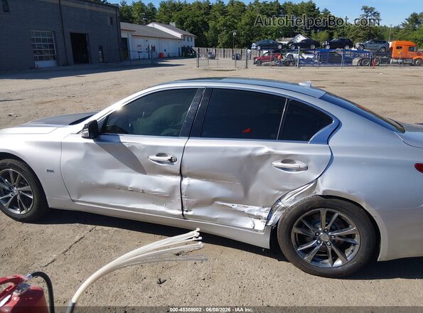 JN1EV7AR7HM840183 2017 INFINITI Q50 Silver Widok z przodu