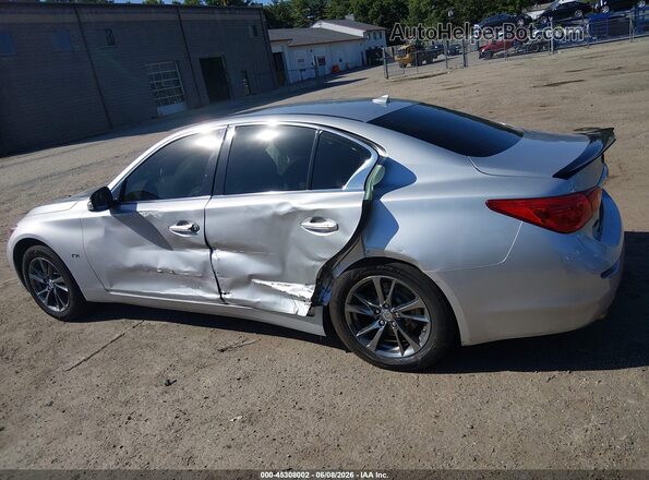 JN1EV7AR7HM840183 2017 INFINITI Q50 Silver Widok wnętrza z tyłu