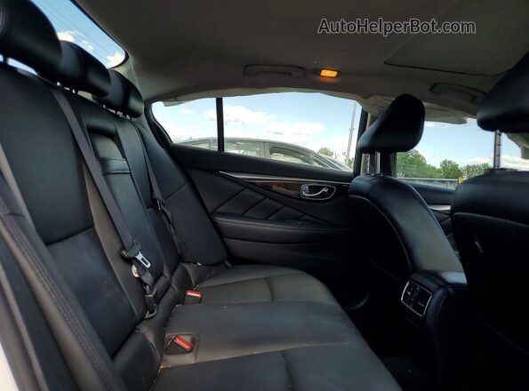 JN1EV7AR7JM443367 2018 INFINITI Q50 White Widok tylnych siedzeń