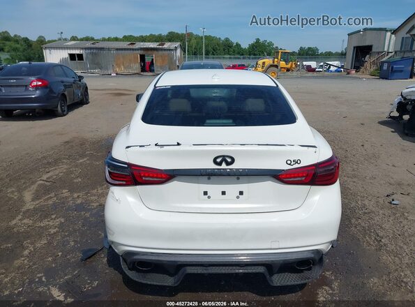 JN1EV7AR8JM440560 2018 INFINITI Q50 White 