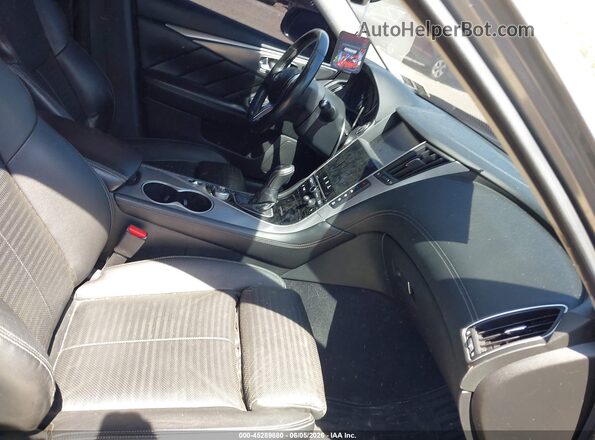 JN1EV7AR8JM444107 2018 INFINITI Q50 Gray Вид салону спереду