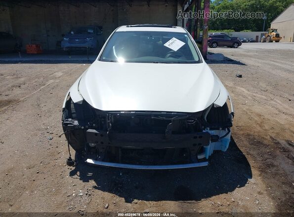 JN1EV7AR9JM431284 2018 INFINITI Q50 White Սալոնի հետևի տեսք
