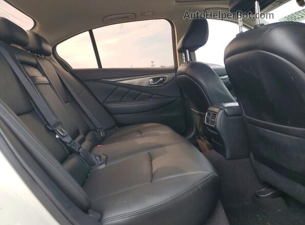 JN1EV7ARXHM840596 2017 INFINITI Q50 White Widok tylnych siedzeń