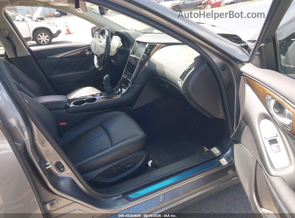 JN1EV7ARXKM555100 2019 INFINITI Q50 Gray Вид салону спереду