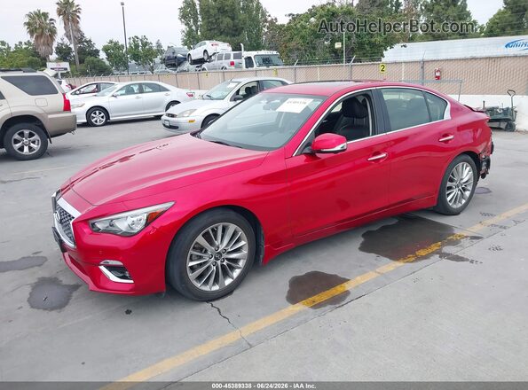 JN1EV7BP4MM701913 2021 INFINITI Q50 Red Առջևի ձախ երեք քառորդ տեսարան