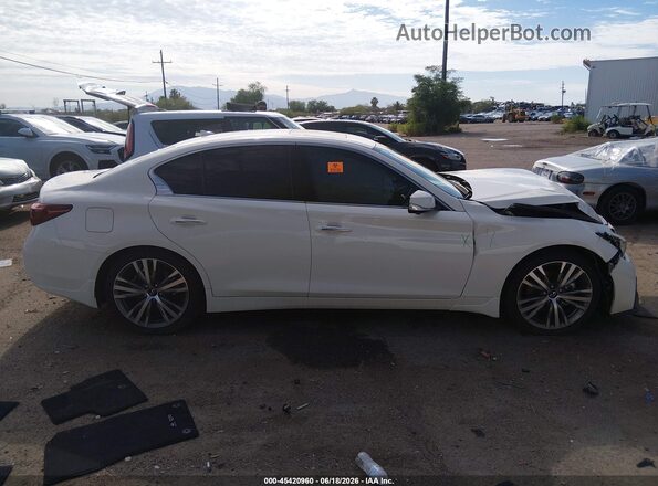 JN1EV7CP3MM700623 2021 INFINITI Q50 Белый Вид щитка приборов