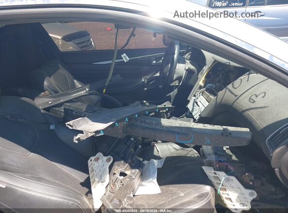JN1EV7EL0HM553340 2017 INFINITI Q60 White 