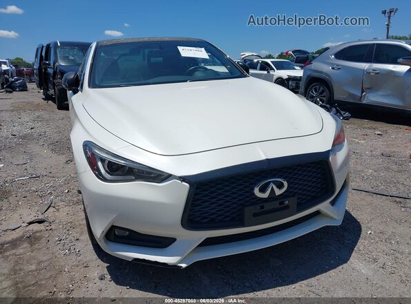 JN1EV7EL0HM554326 2017 INFINITI Q60 White Սարքավորումների վահանակի տեսք
