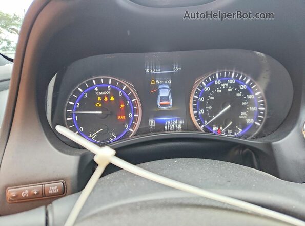 JN1EV7EL1JM390428 2018 INFINITI Q60 White Vista del cuadro de instrumentos