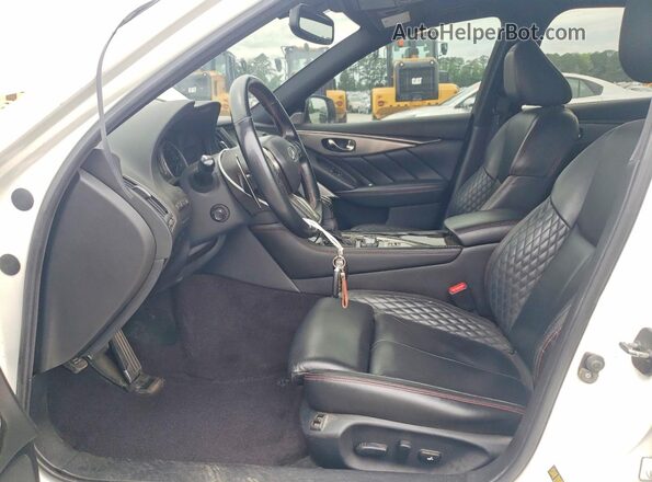JN1FV7APXJM460277 2018 INFINITI Q50 White Vista interior delantera