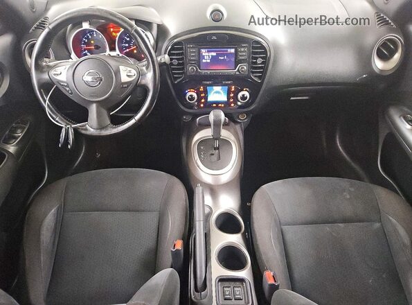 JN8AF5MR1HT701914 2017 NISSAN JUKE Серебряный Вид панели приборов
